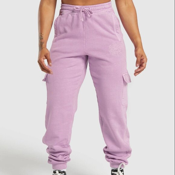 Gymshark Premium Legacy Joggers and Tank (SET) - Picture 5 of 16